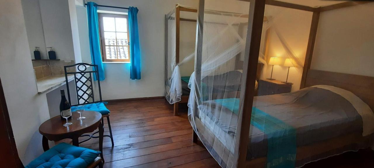 Le Fort D'Issigeac Chambres D'Hotes Kültér fotó